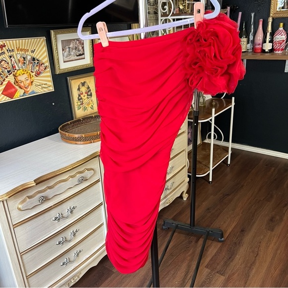 Cache Dresses & Skirts - Vintage Cache Red One Shoulder Flower Mini Dress Size Small